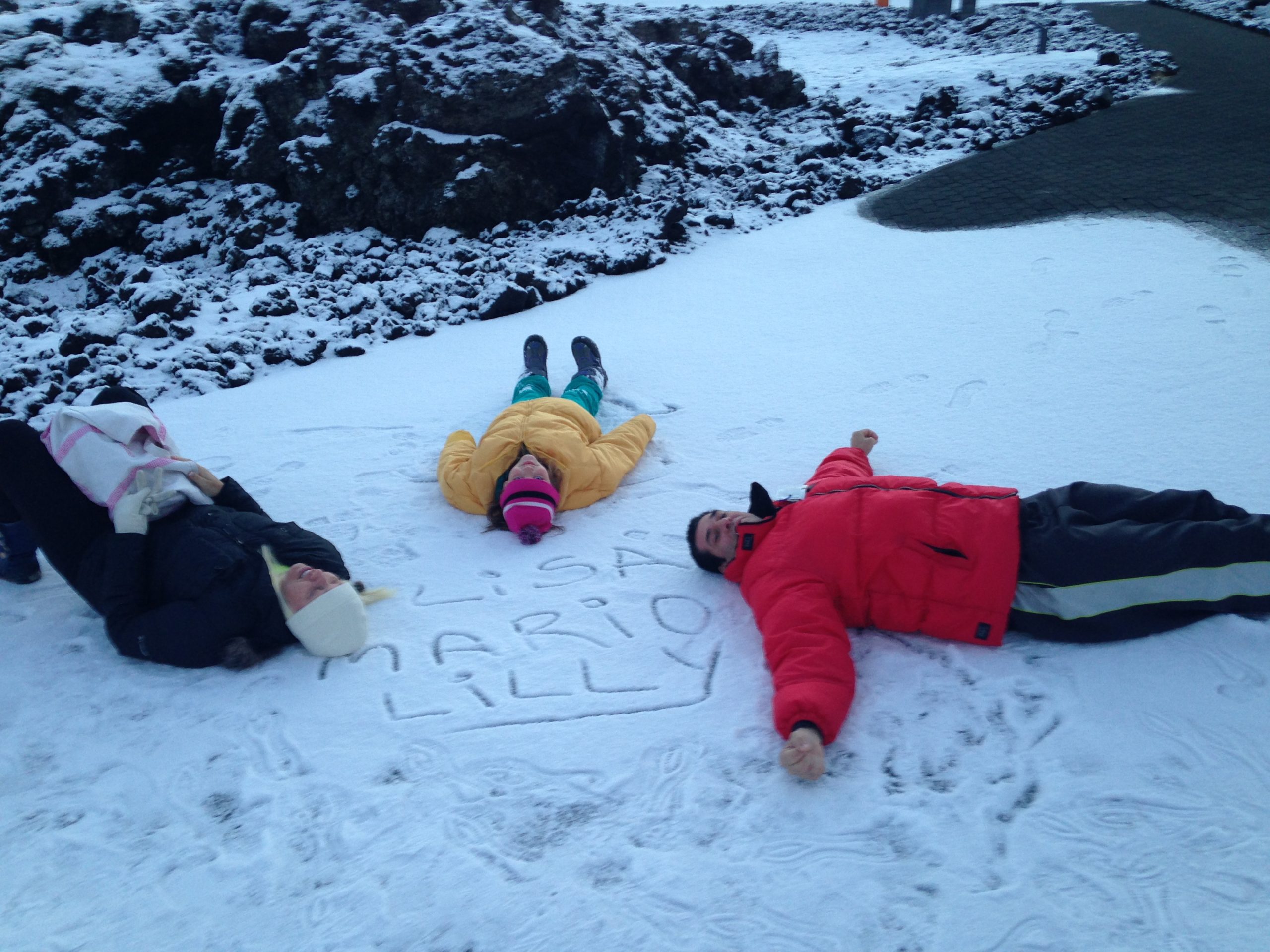 iceland snow angels